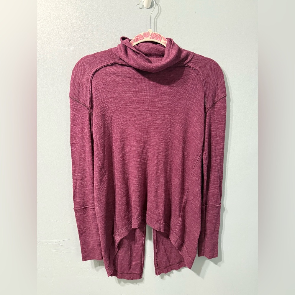 We The Free Stonecold Turtleneck Raglan Tunic Magenta Purple XS Open Back Top - Picture 3 of 9